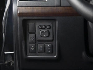 Внедорожник Toyota Land Cruiser Prado 2015 года, 3340000 рублей, Омск