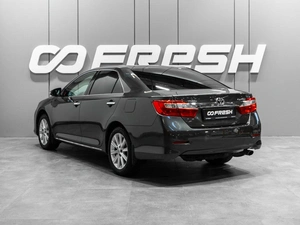 Седан Toyota Camry 2013 года, 1859000 рублей, Тюмень