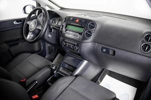 Хетчбэк Volkswagen Golf Plus 2011 года, 499000 рублей, Пермь