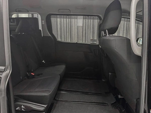 Минивэн Toyota Noah 2020 года, 1950000 рублей, Красноярск