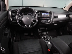Внедорожник Mitsubishi Outlander 2015 года, 1749000 рублей, Воронеж