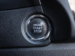 Хетчбэк Toyota Auris 2015 года, 1215000 рублей, Ставрополь