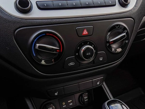 Седан Hyundai Solaris 2018 года, 1320000 рублей, Краснодар