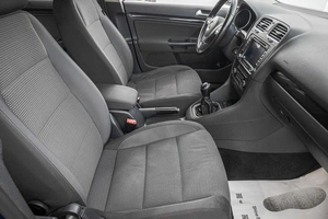 Универсал Volkswagen Golf 2012 года, 1149000 рублей, Барнаул