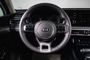 Седан Kia K5 2020 года, 2049000 рублей, Сургут