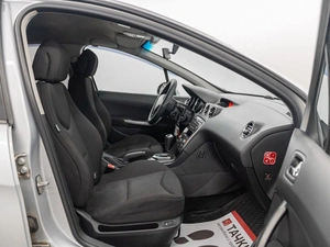 Хетчбэк Peugeot 308 2008 года, 475000 рублей, Красноярск