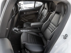 Лифтбек Porsche Panamera Turbo 2013 года, 3799000 рублей, Саратов