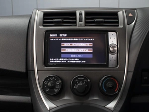 Хетчбэк Toyota Ractis 2011 года, 950000 рублей, Омск