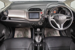 Хетчбэк Honda Fit 2012 года, 849000 рублей, Томск