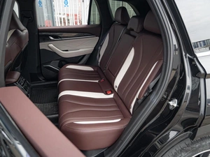 Внедорожник Geely Monjaro 2023 года, 2830000 рублей, Краснодар