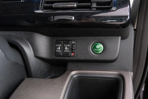 Минивэн Honda Stepwgn 2021 года, 2579000 рублей, Красноярск
