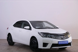 Седан Toyota Corolla 2014 года, 1119000 рублей, Омск