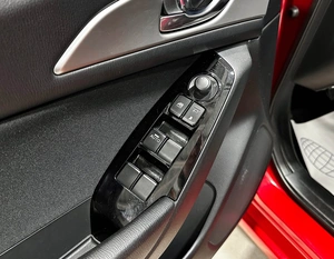 Хетчбэк Mazda 3 2017 года, 1740000 рублей, Красноярск