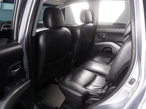 Внедорожник Mitsubishi Outlander 2007 года, 1255000 рублей, Красный Пахарь
