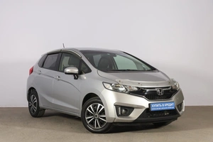 Хетчбэк Honda Fit 2017 года, 1229000 рублей, Новосибирск