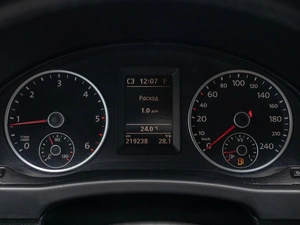 Внедорожник Volkswagen Tiguan 2012 года, 1250000 рублей, Краснодар