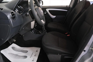 Внедорожник Nissan Terrano 2018 года, 1599000 рублей, Омск