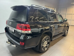 Внедорожник Toyota Land Cruiser 2019 года, 7997000 рублей, Красноярск