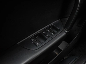 Внедорожник Volkswagen Touareg 2012 года, 2660000 рублей, Краснодар