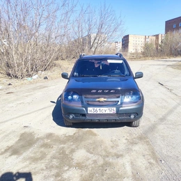 Внедорожник Chevrolet Niva 2014 года, 448000 рублей, Красноярск