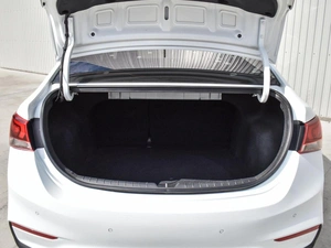 Седан Hyundai Solaris 2017 года, 1485000 рублей, Краснодар