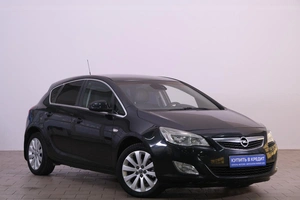 Хетчбэк Opel Astra 2012 года, 829000 рублей, Омск