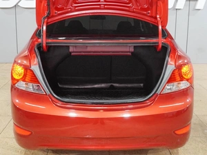 Седан Hyundai Solaris 2012 года, 919000 рублей, Воронеж