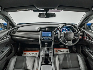 Хетчбэк Honda Civic 2018 года, 1750000 рублей, Красноярск