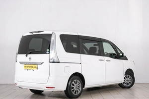 Минивэн Nissan Serena 2015 года, 1489000 рублей, Красноярск