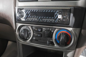 Седан Nissan Sunny 2001 года, 299000 рублей, Барнаул