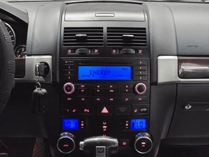 Внедорожник Volkswagen Touareg 2008 года, 1090000 рублей, Красноярск