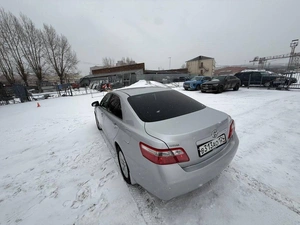 Седан Toyota Camry 2011 года, 1400000 рублей, Красноярск
