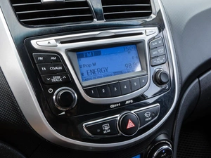 Седан Hyundai Solaris 2013 года, 960000 рублей, Волгоград