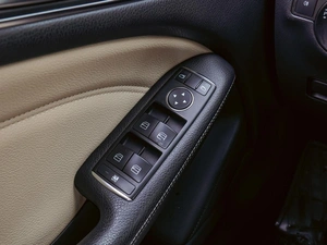 Хетчбэк Mercedes-benz B-класс 2013 года, 1148070 рублей, Краснодар