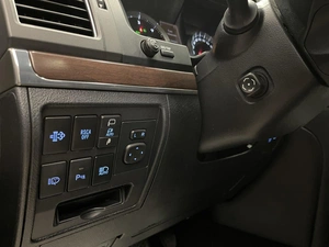 Внедорожник Toyota Land Cruiser 2019 года, 5000000 рублей, Красноярск