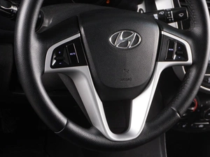Седан Hyundai Solaris 2014 года, 888000 рублей, Минеральные Воды