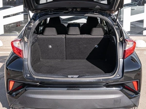 Внедорожник Toyota C-HR 2019 года, 1699000 рублей, Краснодар