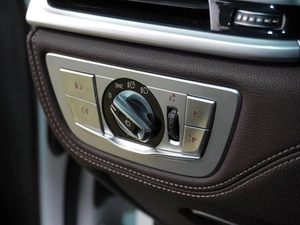 Седан BMW 7 серия 2017 года, 3549000 рублей, Воронеж