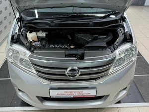Минивэн Nissan Serena 2011 года, 1270000 рублей, Красноярск