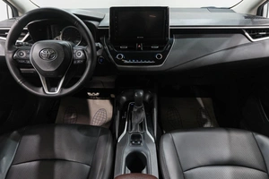 Седан Toyota Corolla 2019 года, 1599000 рублей, Новокузнецк