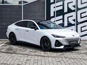 Лифтбек Changan UNI-V 2024 года, 2630000 рублей, Краснодар