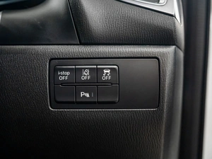 Хетчбэк Mazda Axela 2017 года, 1590000 рублей, Красноярск