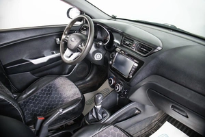 Хетчбэк Kia Rio 2013 года, 849000 рублей, Пермь