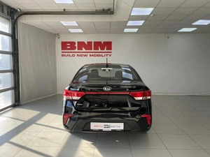 Седан Kia Rio 2018 года, 1270000 рублей, Смоленск