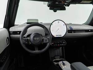 Хетчбэк MINI Cooper S 2024 года, 5439055 рублей, Москва