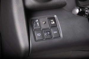 Внедорожник Toyota RAV4 2011 года, 1459000 рублей, Томск