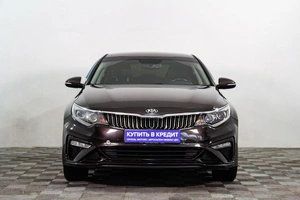 Седан Kia Optima 2018 года, 2379000 рублей, Сургут