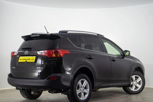Внедорожник Toyota RAV4 2014 года, 2099000 рублей, Оренбург