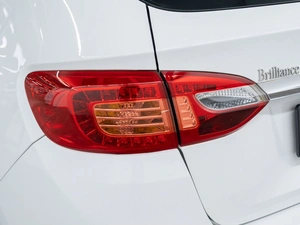 Внедорожник Brilliance V5 2015 года, 1099000 рублей, Красноярск