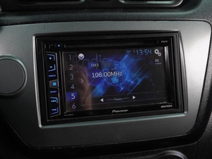 Хетчбэк Kia Rio 2012 года, 799000 рублей, Воронеж